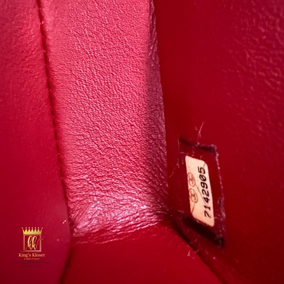 CHANEL Very Rare Chanel clutch with Shearling flap - Picture 11 of 12